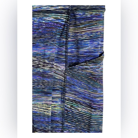 Lululemon, fast and free tight. Blue multi stripe pattern, sz 2 - Picture 9 of 10